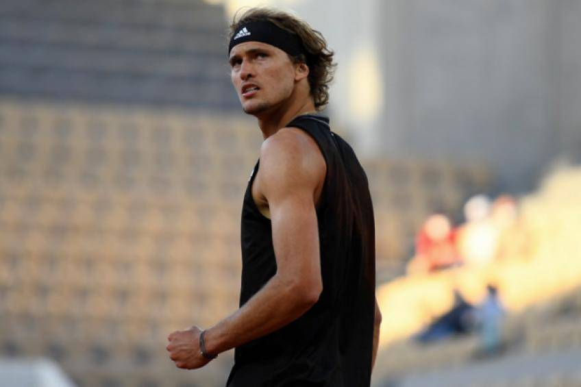 冰雪运动持 冰雪运动持