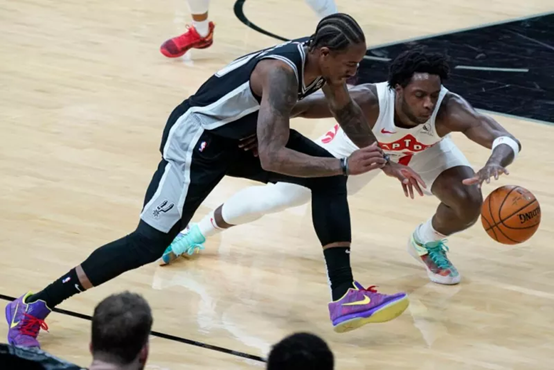 了强有力的 了强有力的