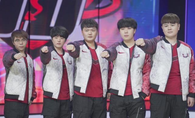 看或投注决 看或投注决