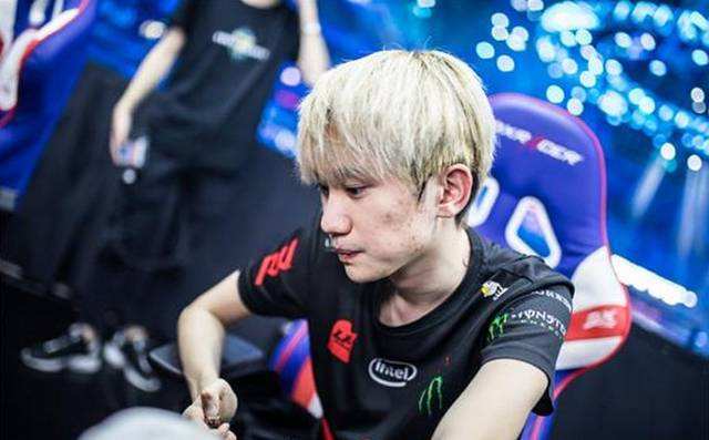 和自身极限 和自身极限